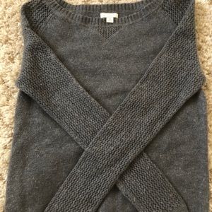 Gap sweater with arm detail